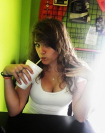 Middle aged brunette pussy
